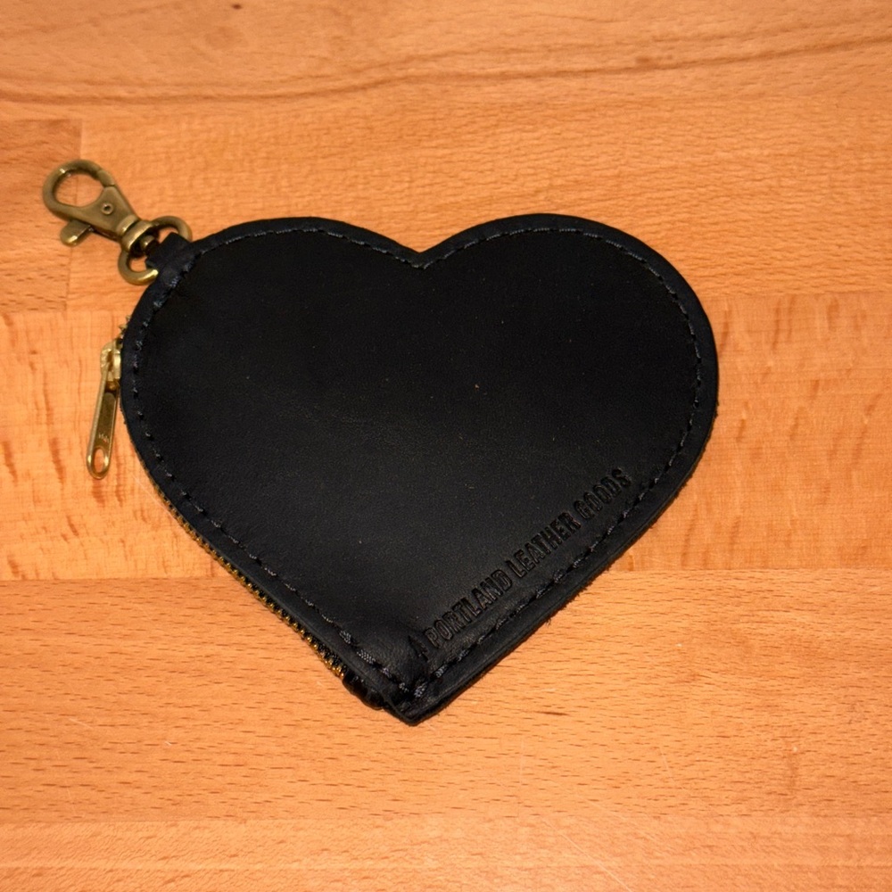 Portland Leather Goods Black Heart Pouch/Keychain